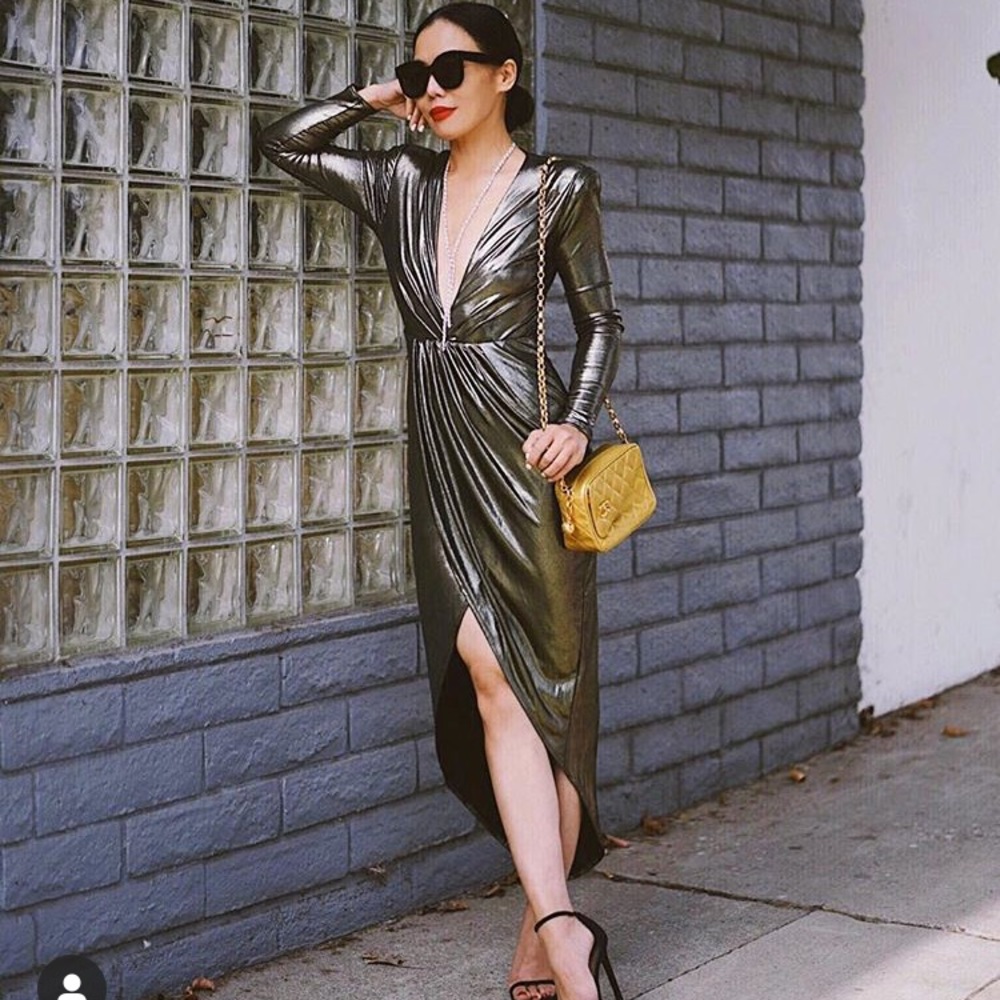 EXPRESS DRESS